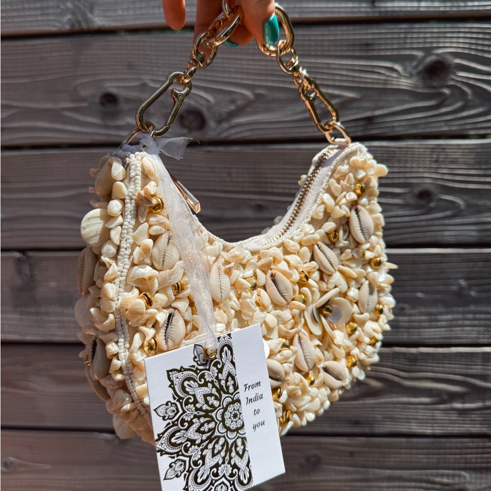 Shell 🐚 Beaded handbag - Picture 3 of 6